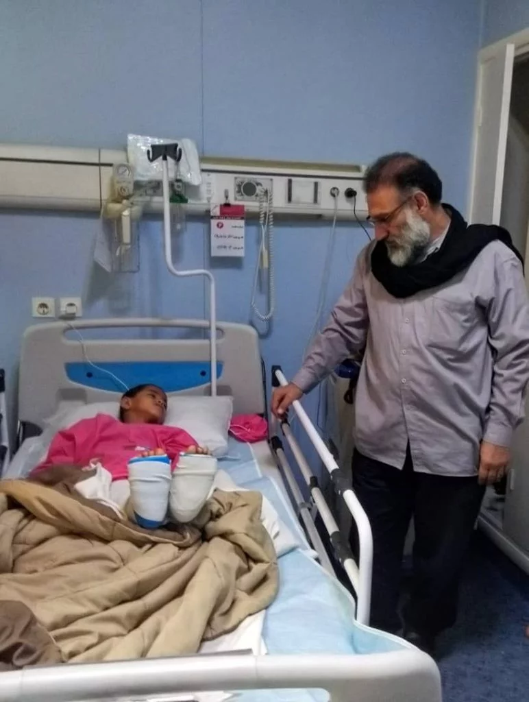 عباس در ۲سالگی معنای راه رفتن با سر انگشتان پاهایش را حس کرد