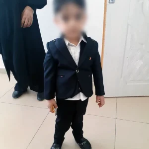 خرید لباس و کفش نو برای کودک 4 ساله ملاردی