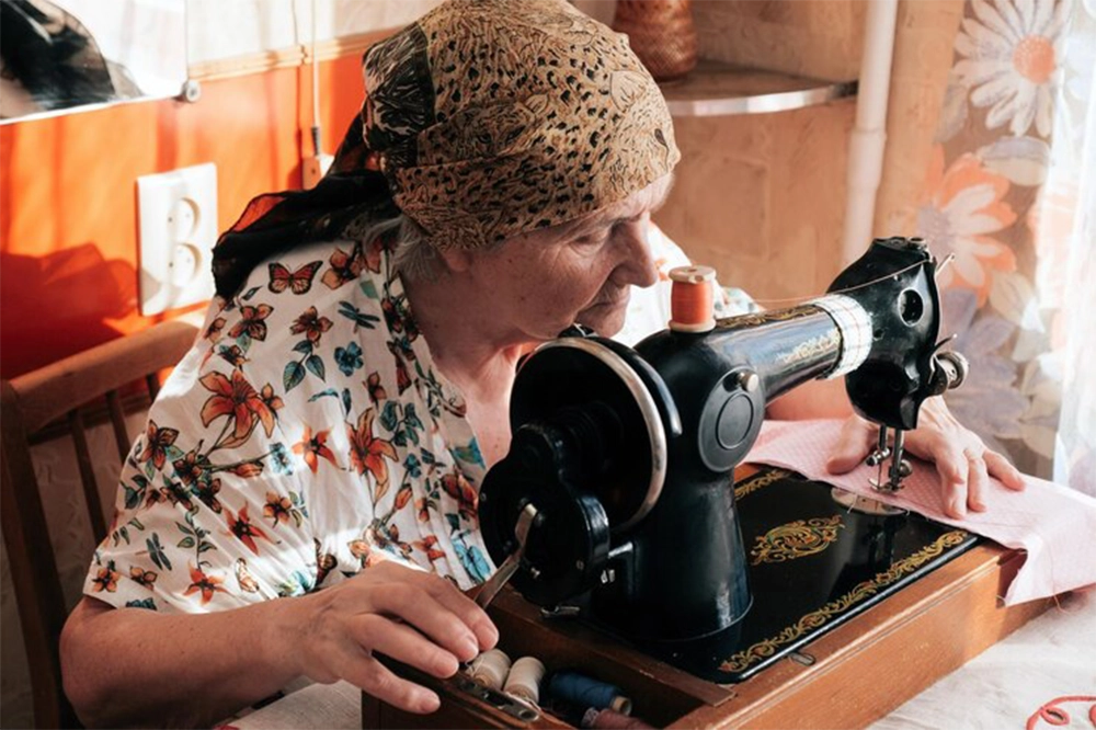 دستان زنانه، تکیه گاه خانواده؛ همه چیز درباره راه اندازی کسب و کار های خانگی برای مددجویان