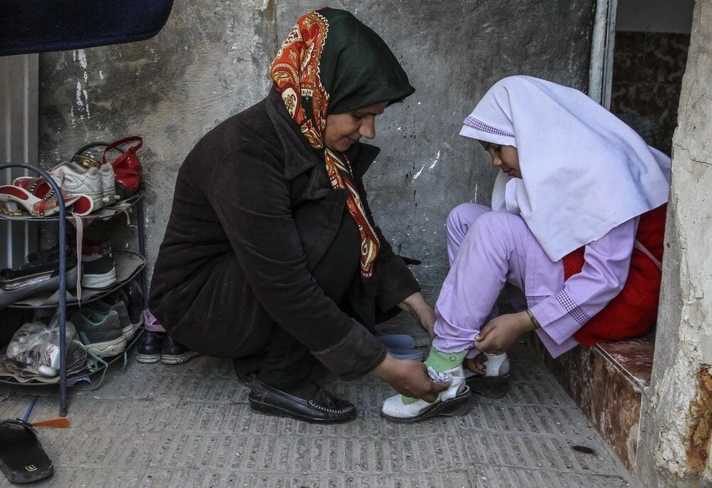 دستان زنانه، تکیه گاه خانواده؛ همه چیز درباره راه اندازی کسب و کار های خانگی برای مددجویان